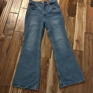 Levi’s hi rise 70s flare women’s jeans.